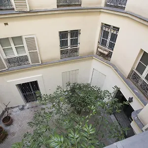 https://studio-beaune.fr-paris.fr