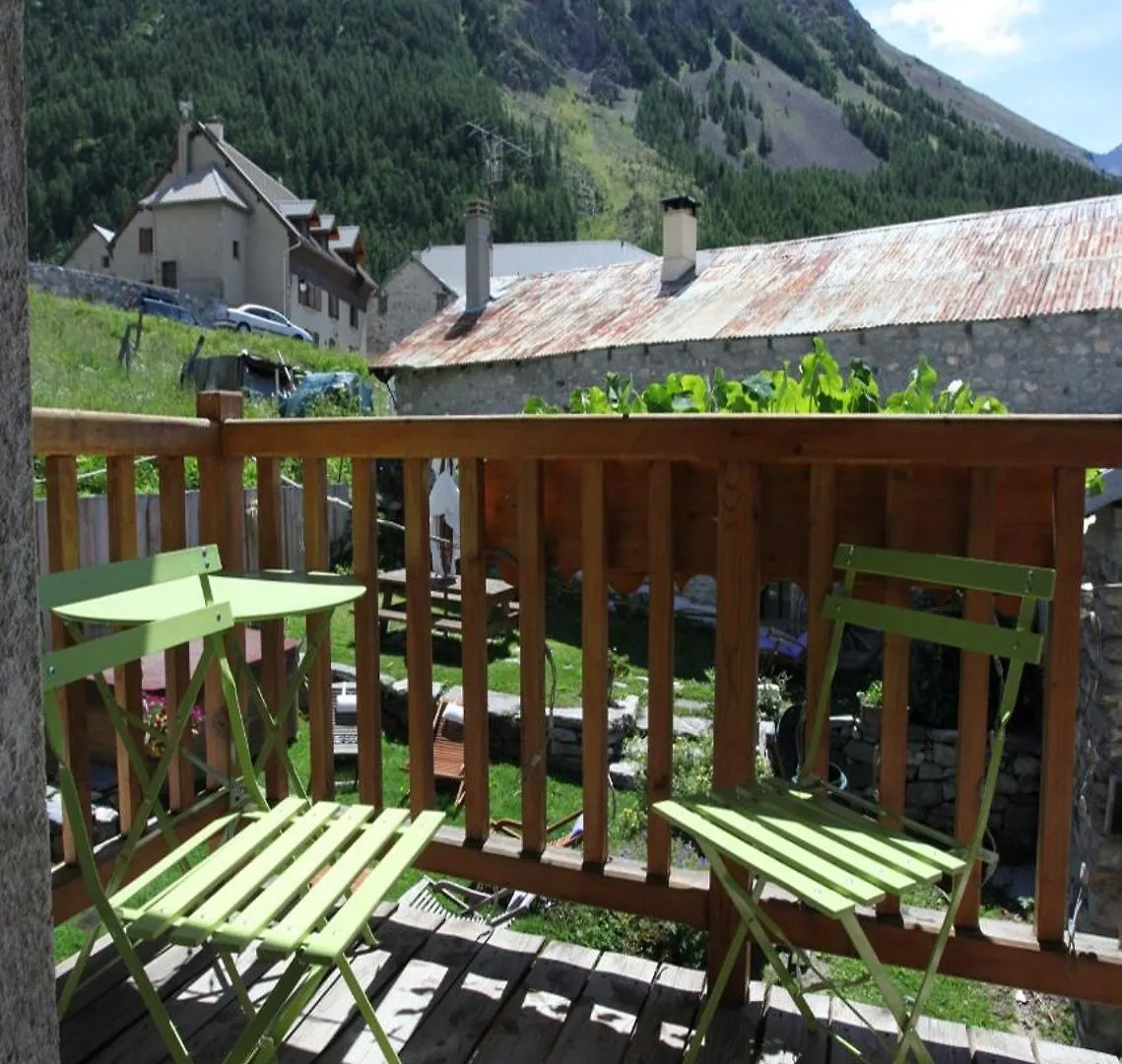 Maison d'hôtes Hotel La Roche Meane à Villar-dʼArène