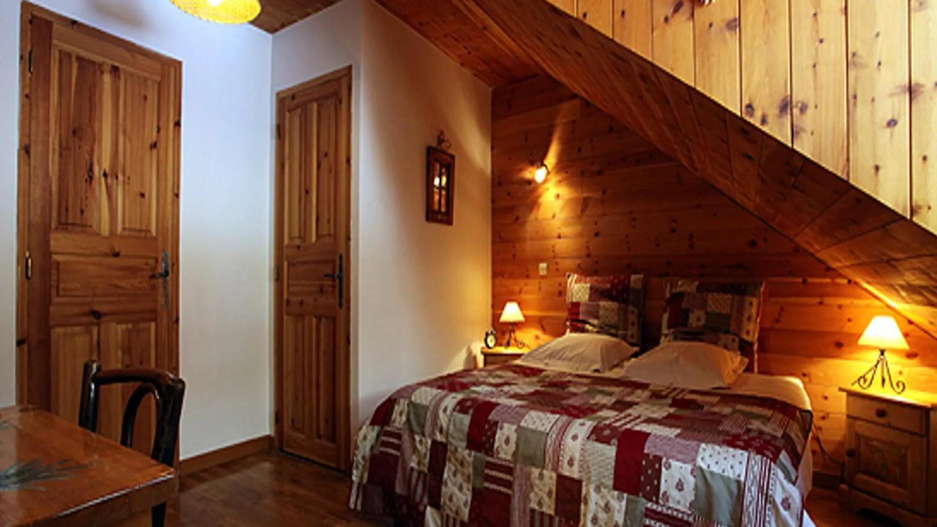 Hotel La Roche Meane à Villar-dʼArène 0*,  France